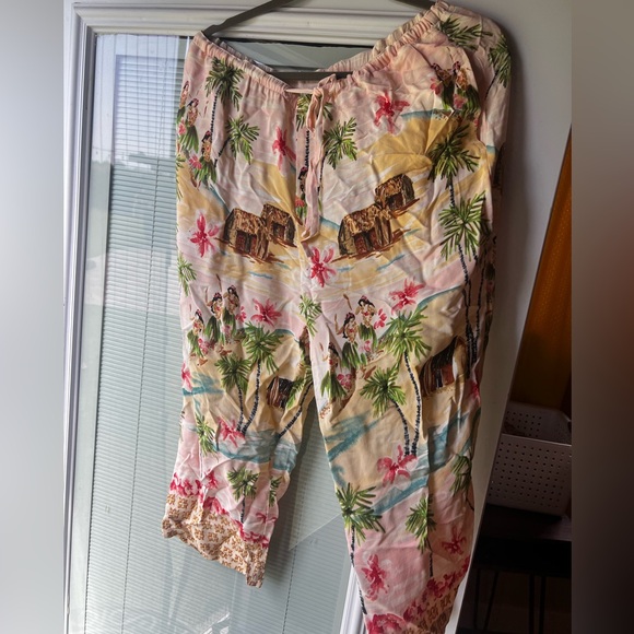 Vintage Hawaiian Loungewear Set - Picture 6 of 10